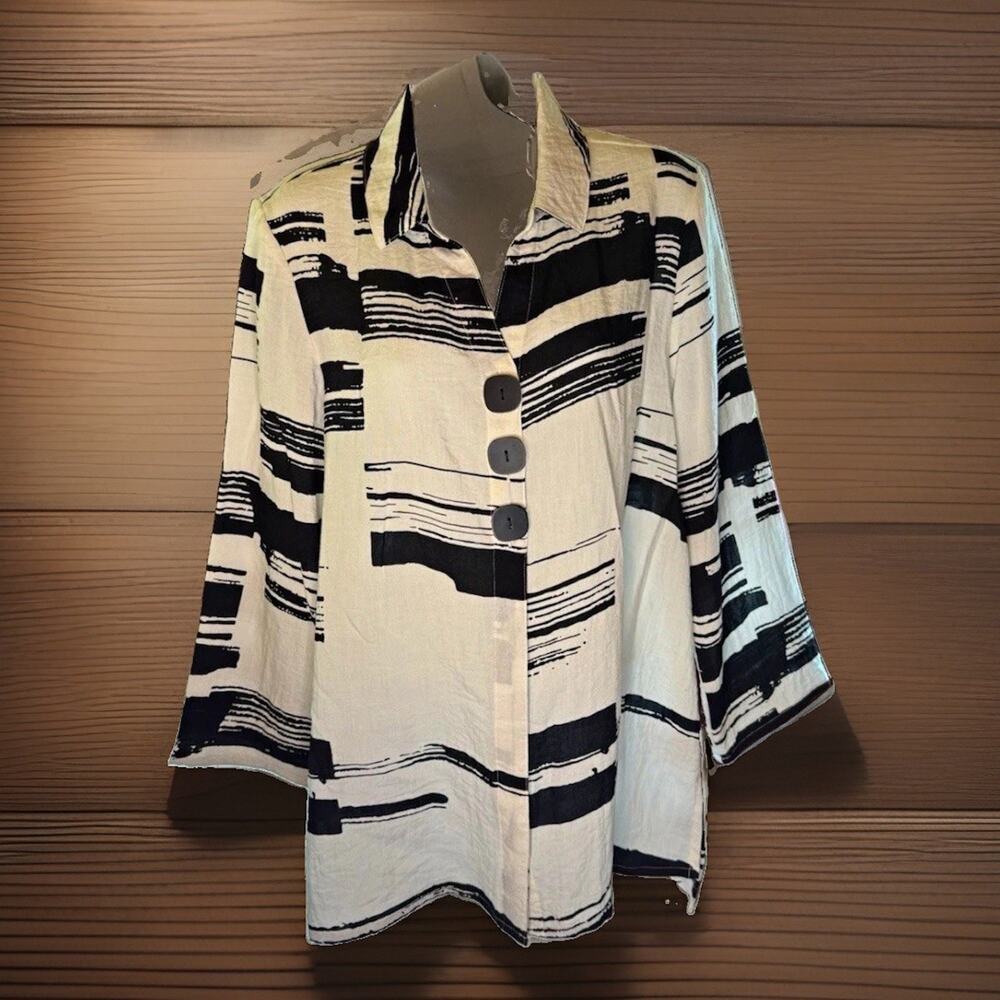 Habitat Beige/Black Striped Woven Collared Button-Front 3/4 Sleeve Blouse M